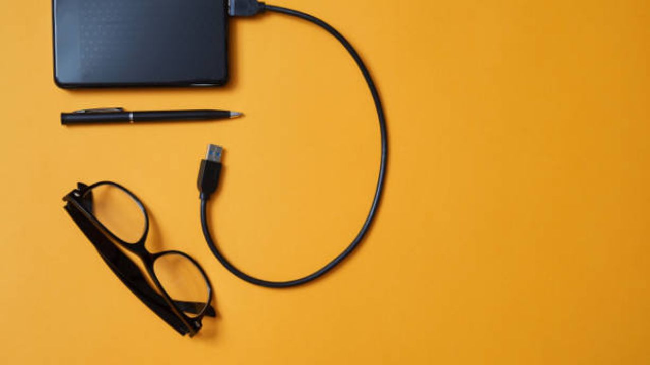 AnonyIG Instagram Story Viewer: Basic Information You Should Know